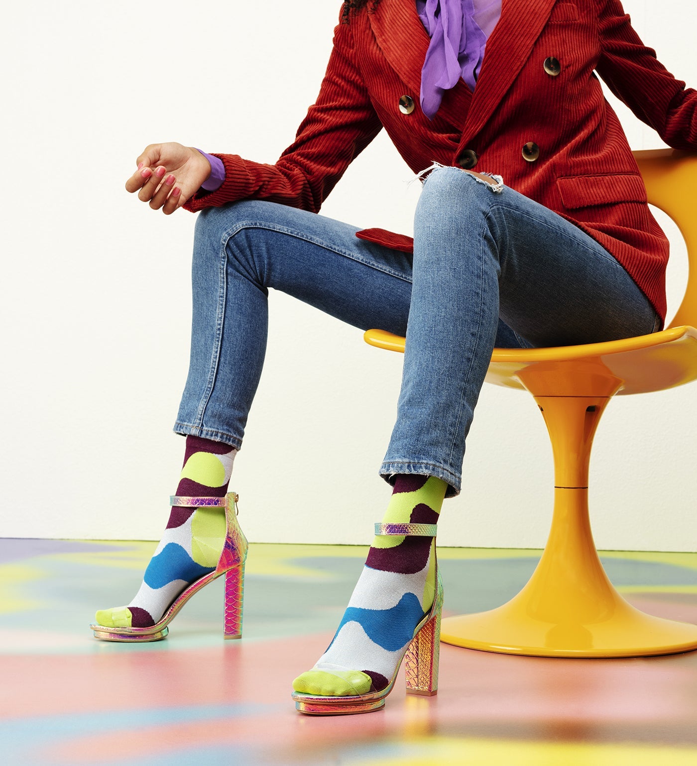 Colorful Alice Calf Length Socks for Women by Happy Socks, featuring playful patterns and comfortable fit.